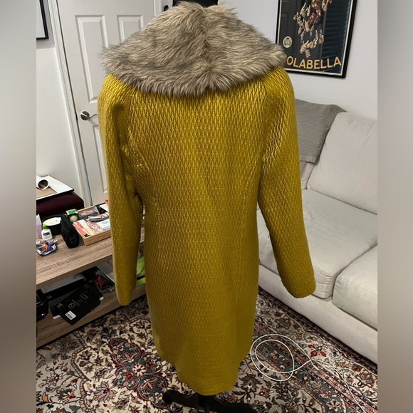 Merona Medium Faux Fur Double Breasted Mustard Yellow Coat M - Picture 5 of 6